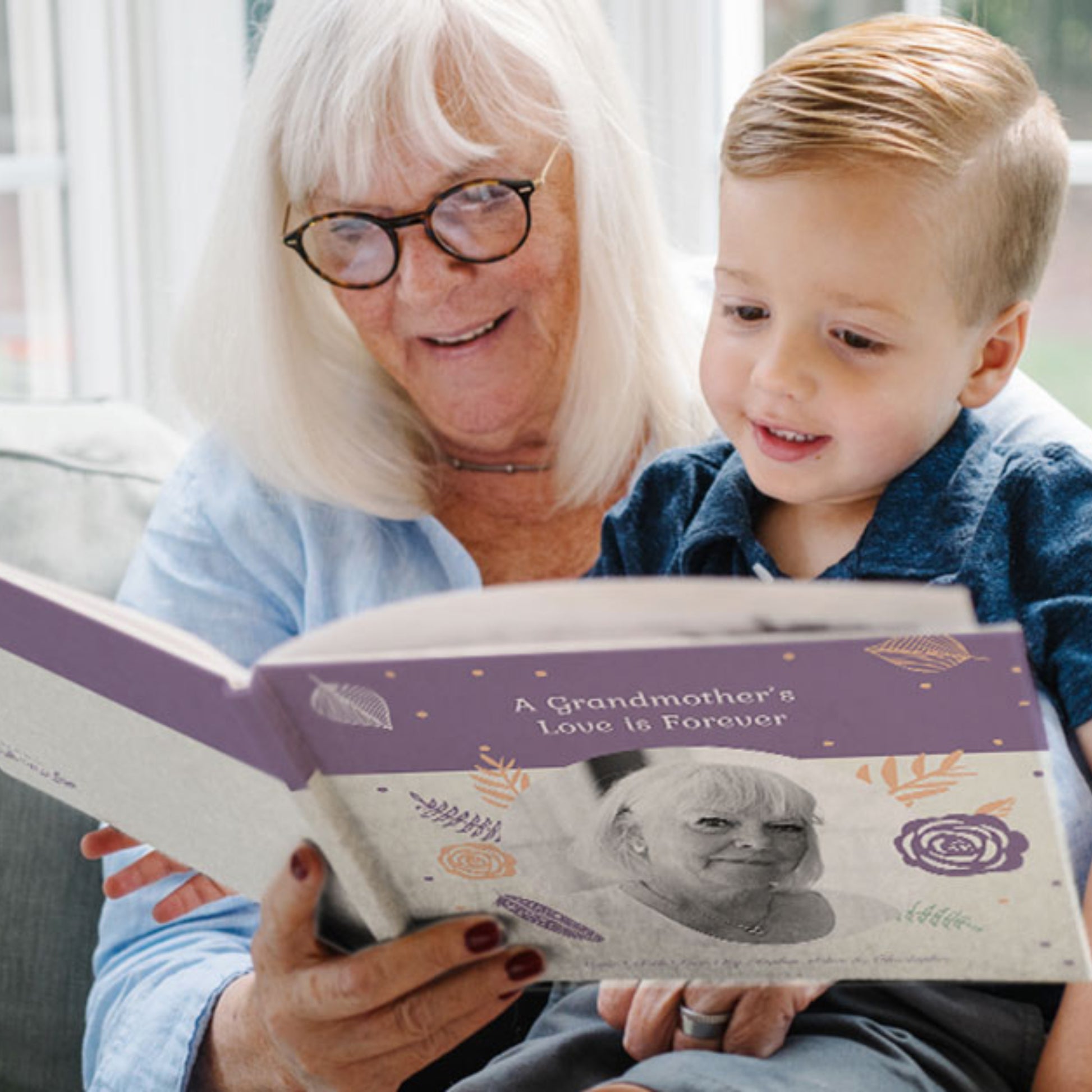 Great gift ideas for grandma. Personalized book by Luhvee Books